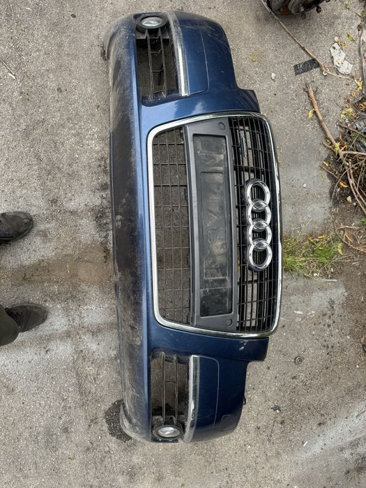 Предна брония за Audi A6 C6 с парктроници и халогени
