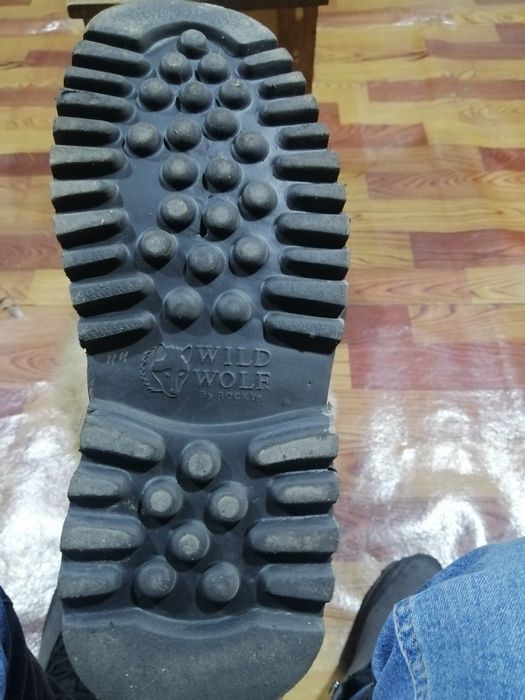 Продам УНТЫ из волчьей шерсти.