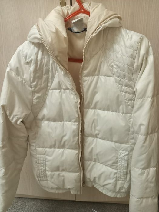 Продам зимние пуховики