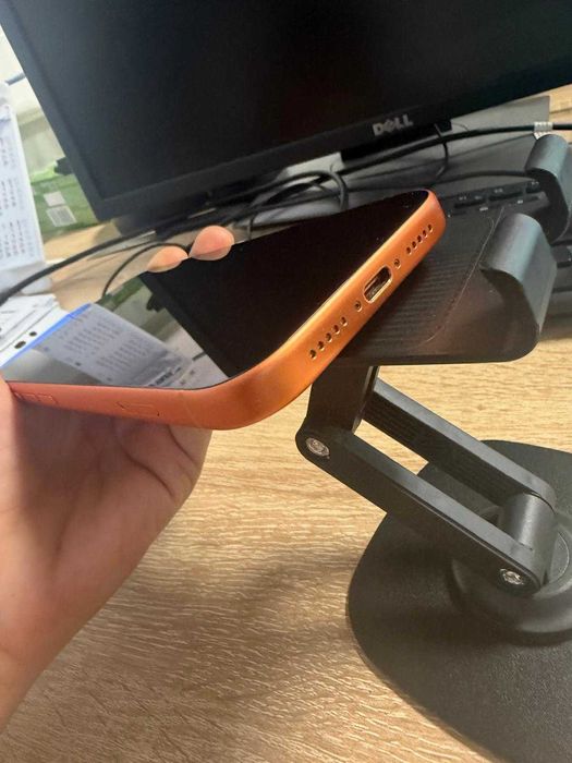 iphone 17 pro orange defect / pentru piese