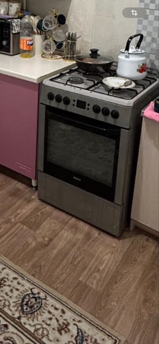 Продам газ плиту в