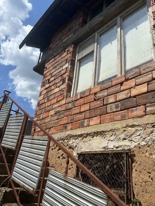 Продава се Къща в с. Зелениград, Област Перник - 90 кв.м за 467 €/кв.м - Снимка #4