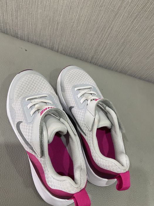 Найк оригинал,в идеальном состоянии