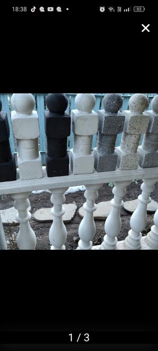 Stâlpișori beton și mozaic