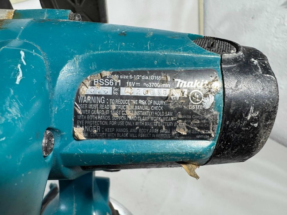 Ръчен циркуляр - Makita 18V li ion (solo)