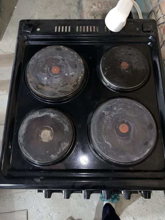 газ плиточный,  с духовкой