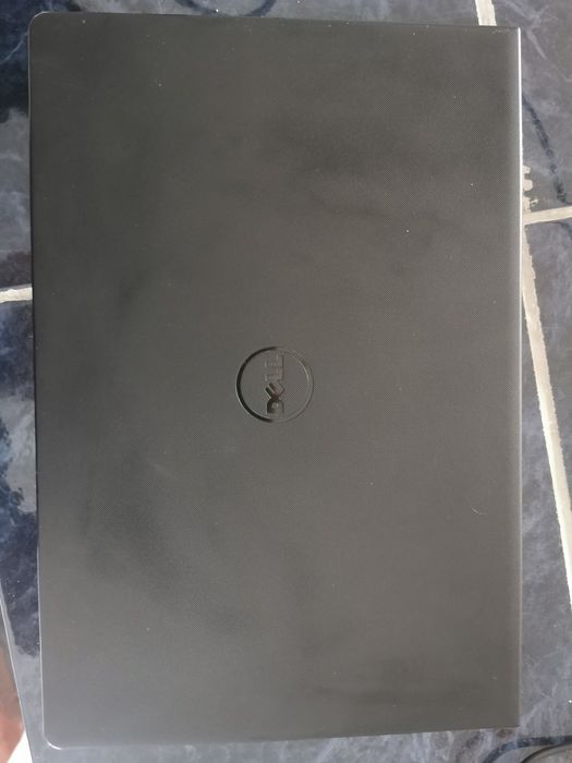 Vand Dell 5555 (pentru piese)