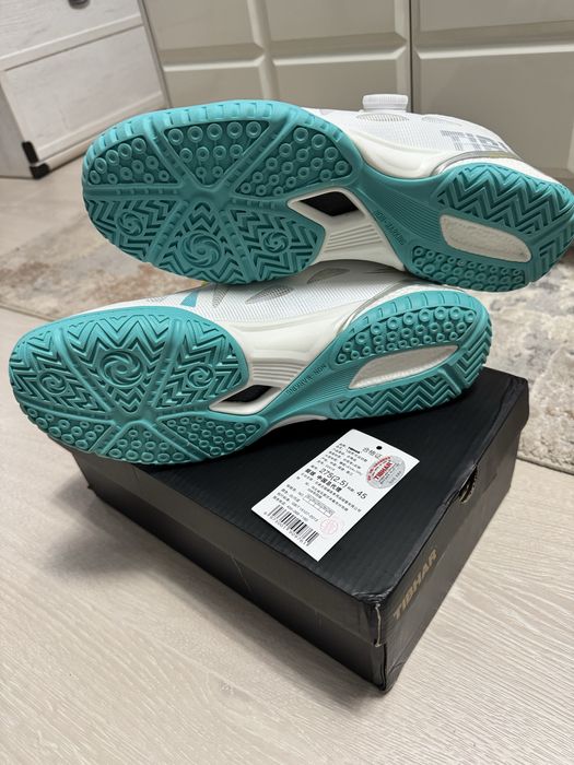 Adidasi profesionali Tibhar pentru tenis de masa / ping pong