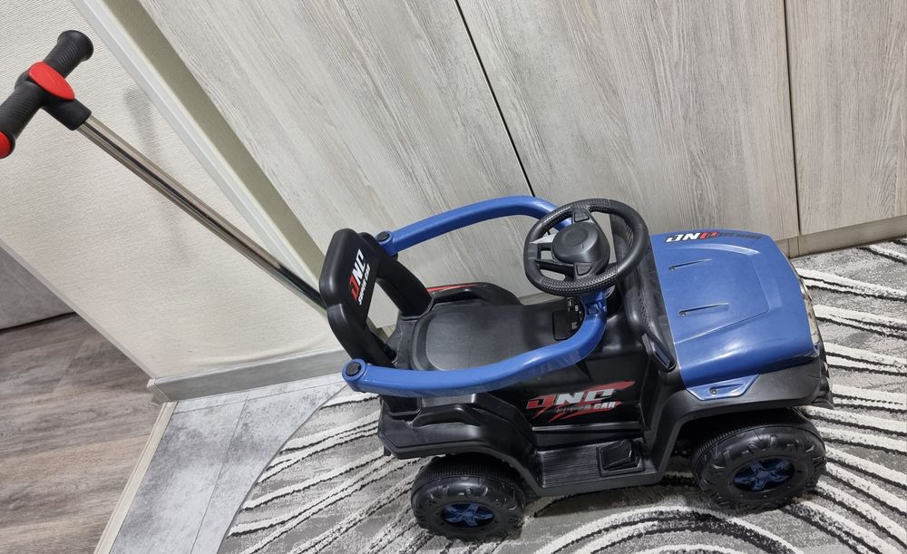 Электромобиль-толокар для детей