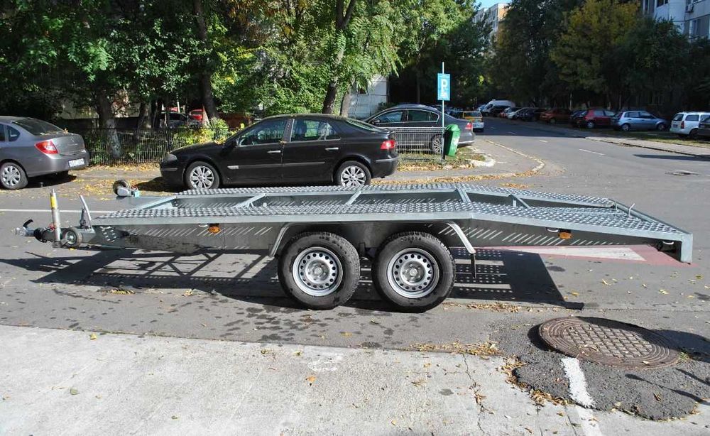 Platforma Auto - disponibila imediat pentru transport