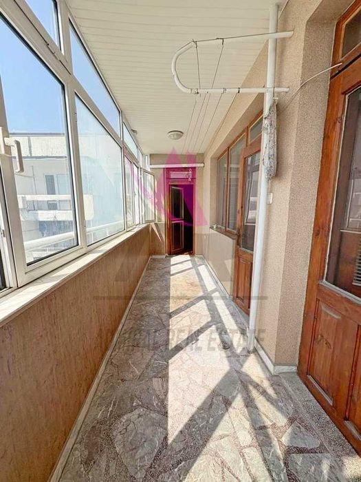 Дава се под наем Многостаен апартамент в Варна, Младост 2 - 100 кв.м за 562 € - Снимка #10