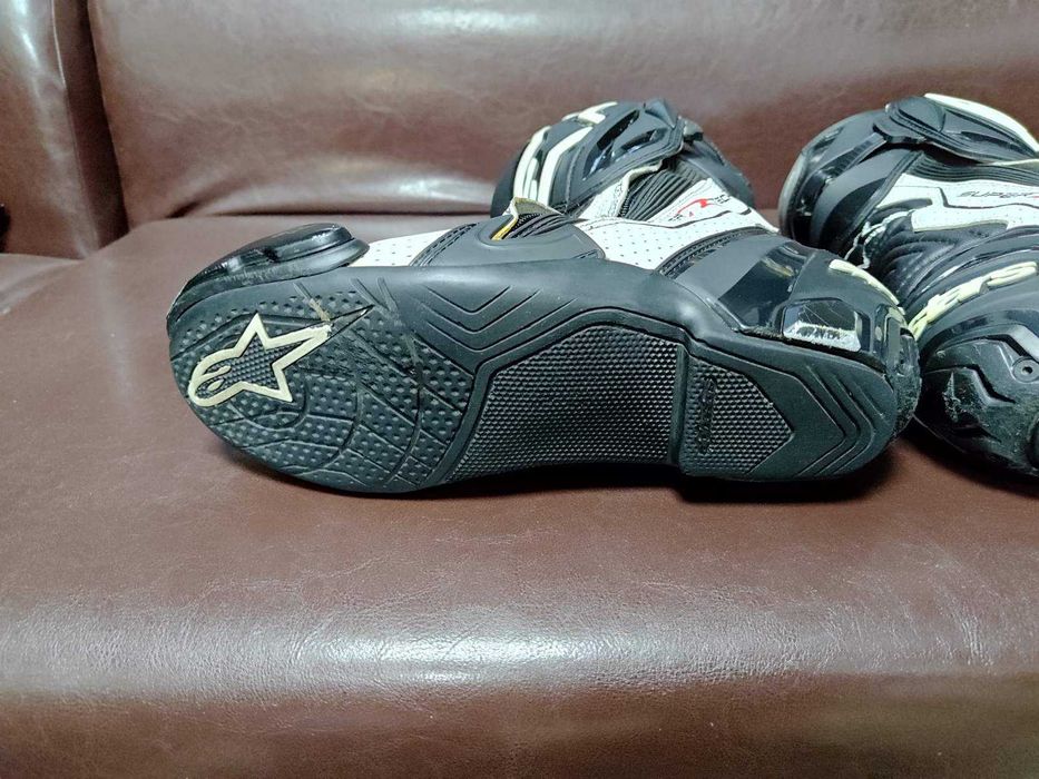 Мото ботуши Alpinestars Supertech R Perforated вентилирани номер 42