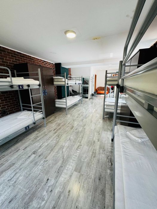 Cazare Hostel Central Partener (regim hotelier)