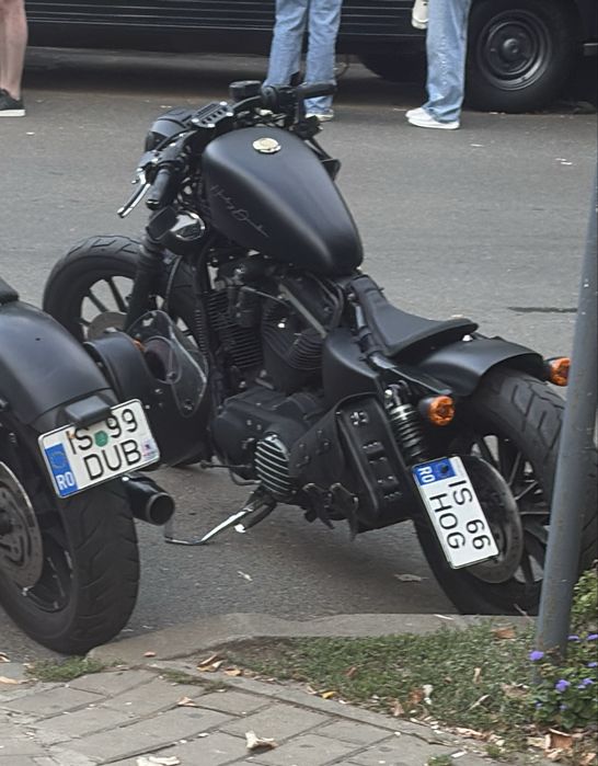 Vand harley davidson sportster iron 883