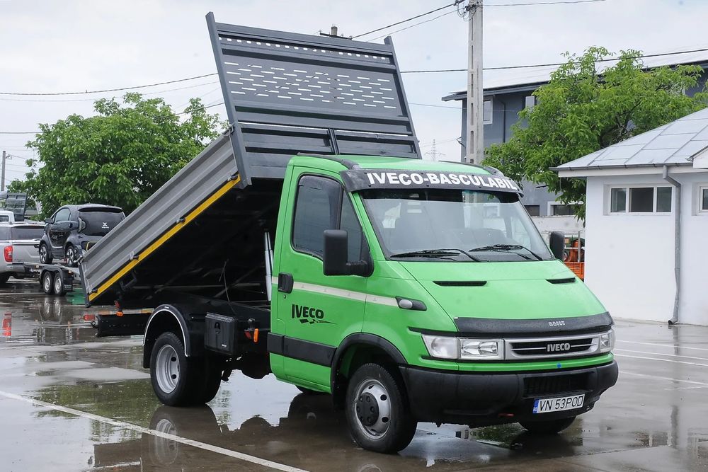 Iveco Daily 35C13 Basculabil 2002 2.8TDi 130 CP 6 trepte cat. B, proprietar/fiscal