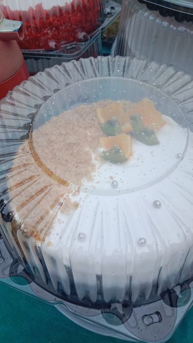 Біз бүкіл шиліге трот апарамыз