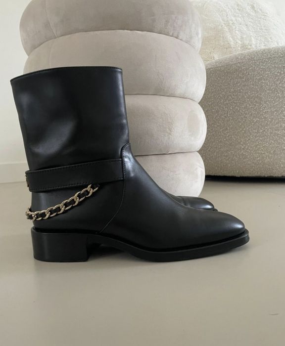 Chanel ниска бота