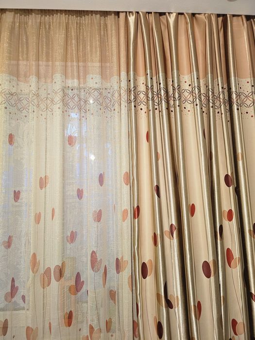 Продам шторы с тюлем