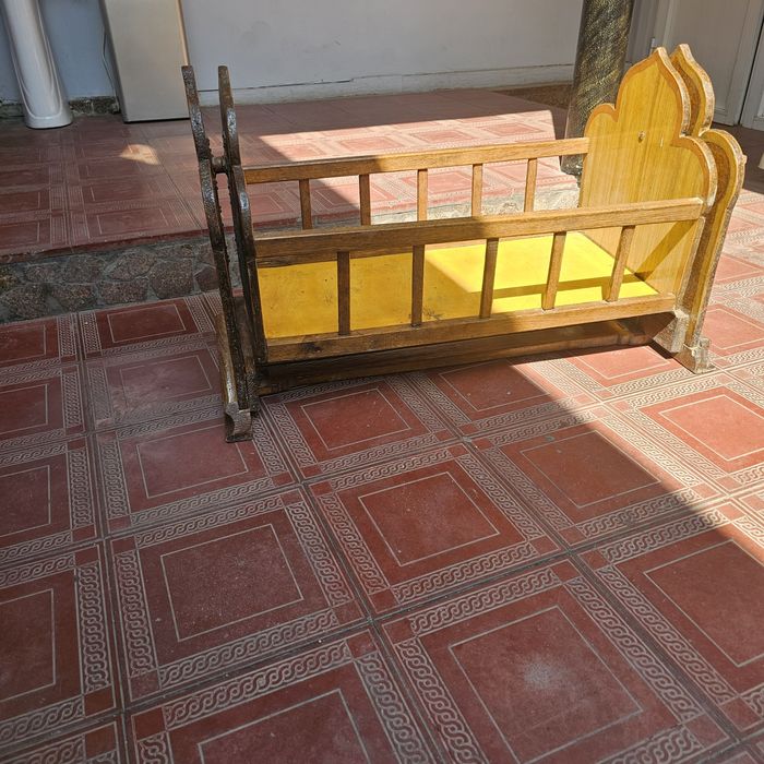 Belanchak sotiladi. Holati yaxshi. Aybi yoq. Baqquvat.