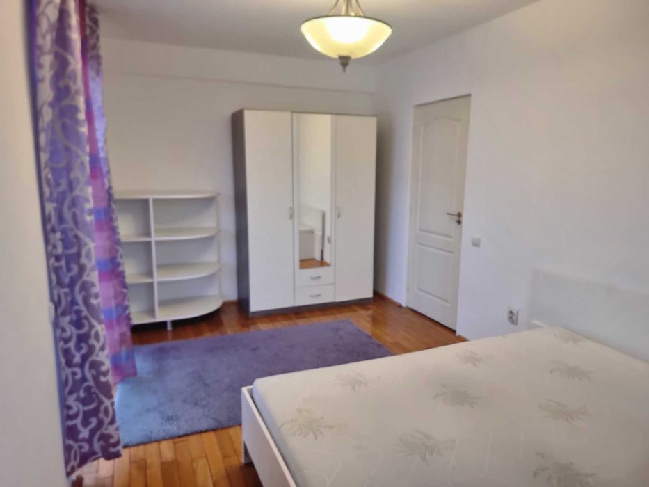 Apartament cu 3 camere