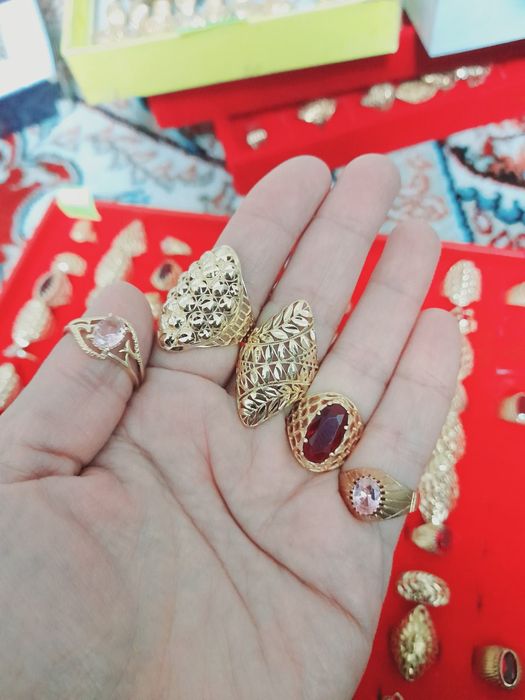 Tilloni ichiga qushiladigan metaldan rangi ketmaydi