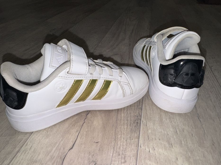 Продам кеды адидас 28 р