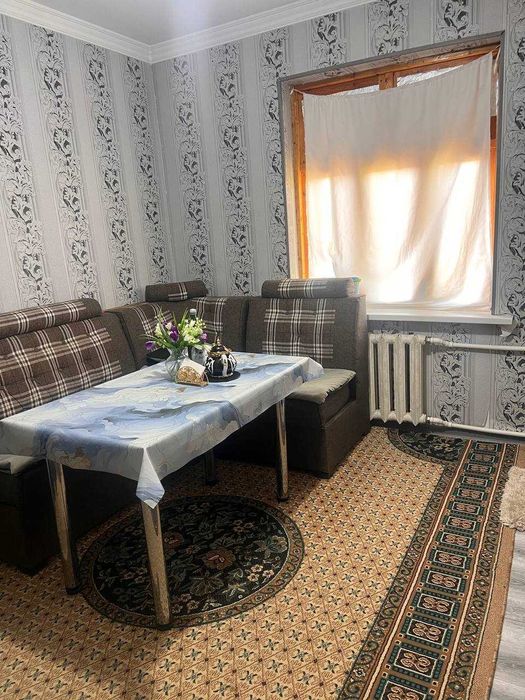 Слонима, 2/4/4, кирпич ориентир Ин базар, бывшее семейное общежитие