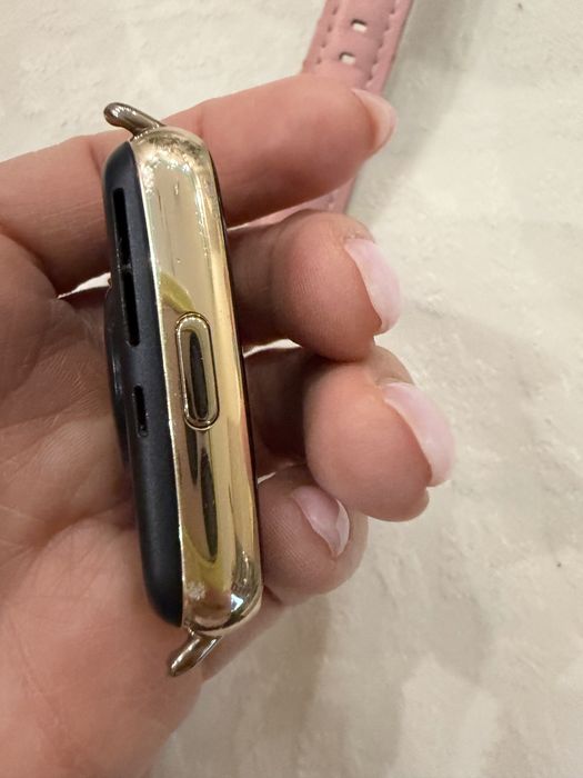 Смартчасовник huawei fit2