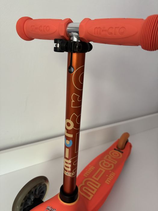 Trotineta Mini Micro Deluxe