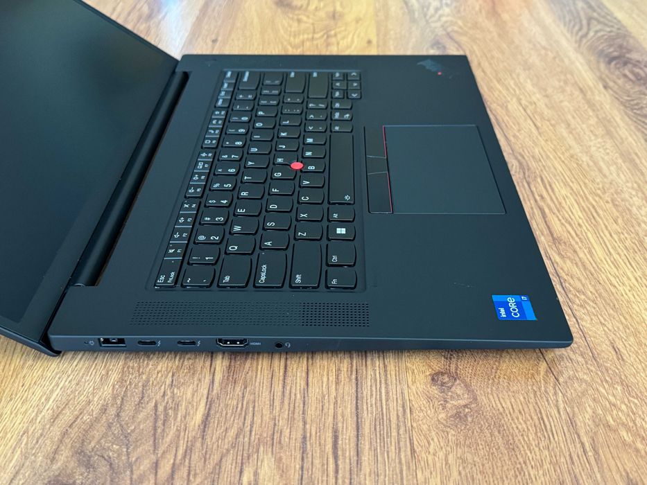 16' WQXGA 2.5K i7-11850H Lenovo ThinkPad P1 Gen 4 32GB DDR4/512GB NVMe/Nvidia T1200 4GB/Бат 6ч.