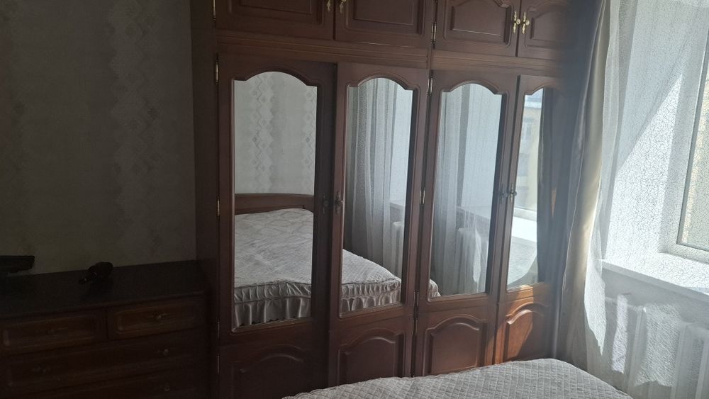 Спальный гарнитур