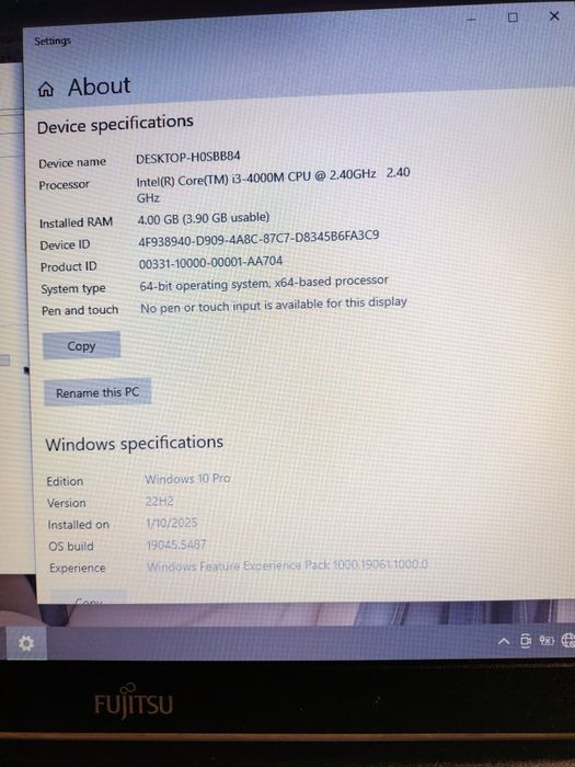 Fujitsu Siemens Lifebook E554 cu SSD