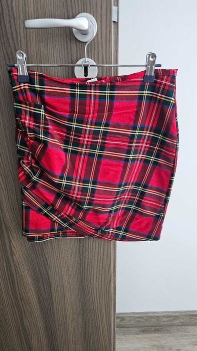 Fusta rosie - carouri