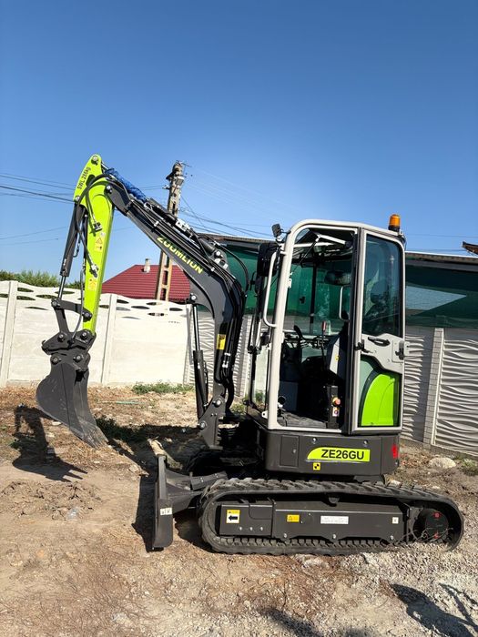 Prestări servicii miniexcavator