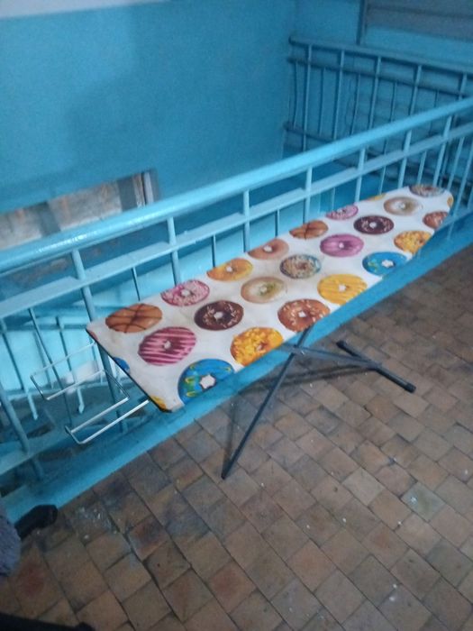 Продам гладильную доску.