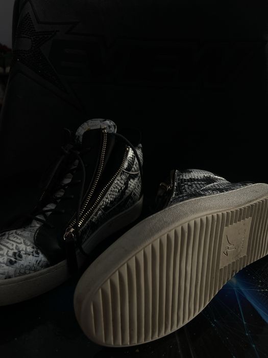 Giuseppe Zanotti snake skin