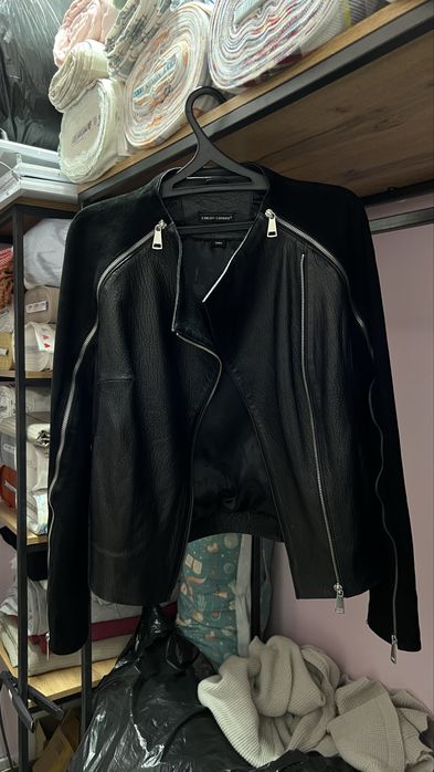 Кожаная куртка новая размер S