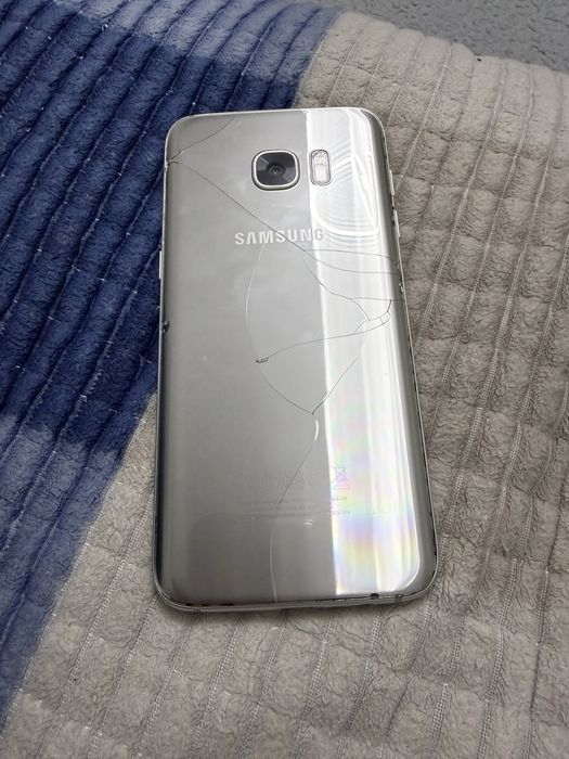 Продам Samsung S7 edge