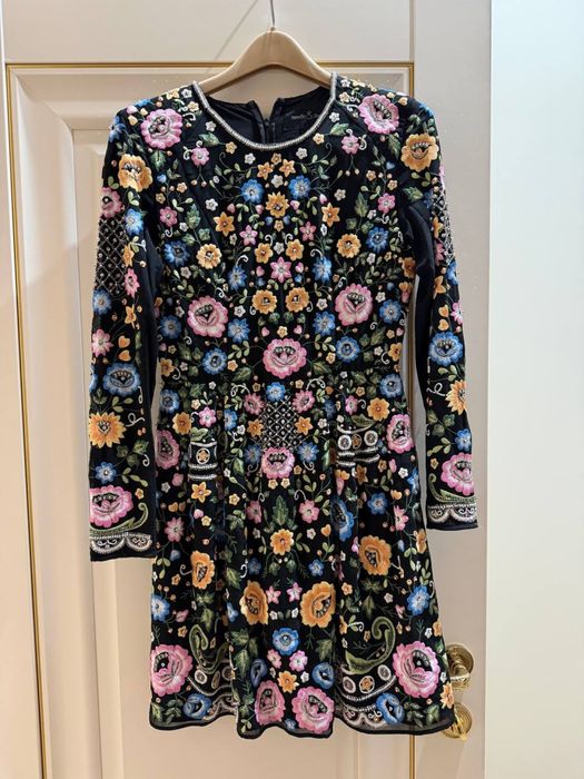 Платье  Needle & thread