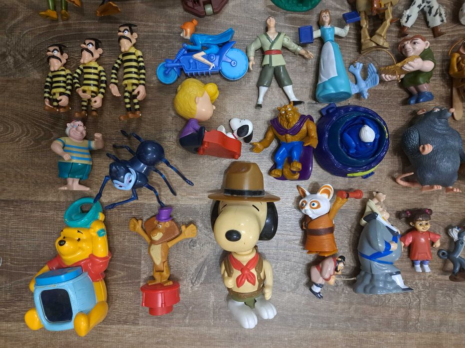 Lot 50 figurine (majoritatea Happy Meal Mc Donalds, vintage)
