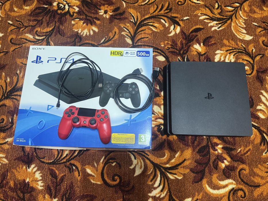Продам PLAY STATION 4 Slim 500gb