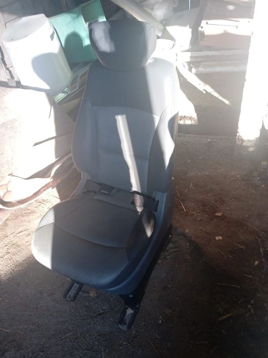 Продам капитанские сидения