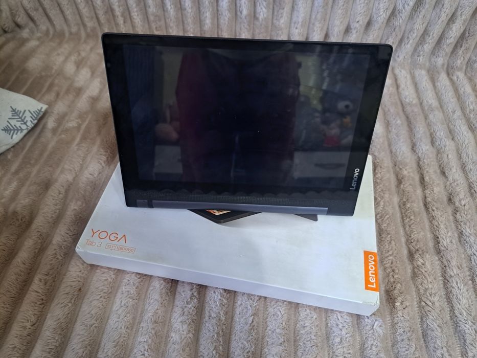 Tableta Lenovo yoga tab 3 pentru piese sau deblocare