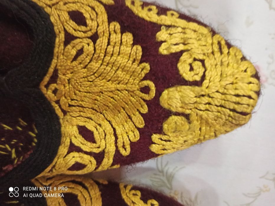 Вълнени родопски терлици