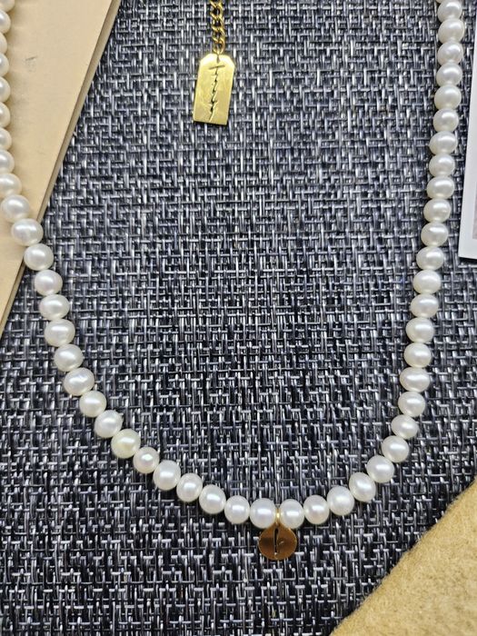 Колие Pearls Флика