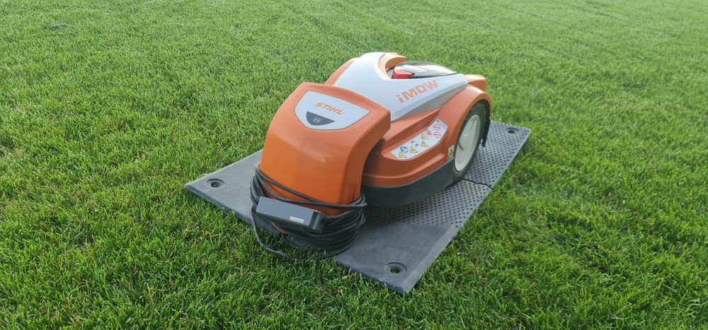 Косачка робот Stihl Imow RMI 422.1