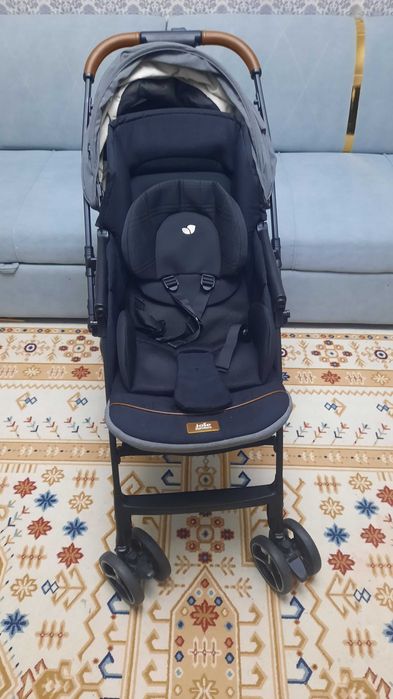 Срочно продам коляску