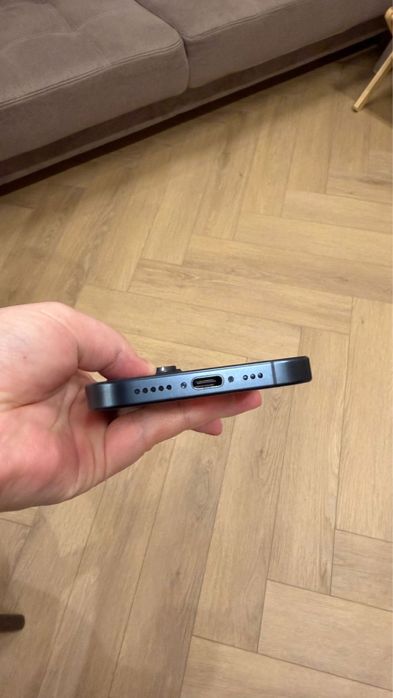 15 pro, 1 Т память, батарея 87%