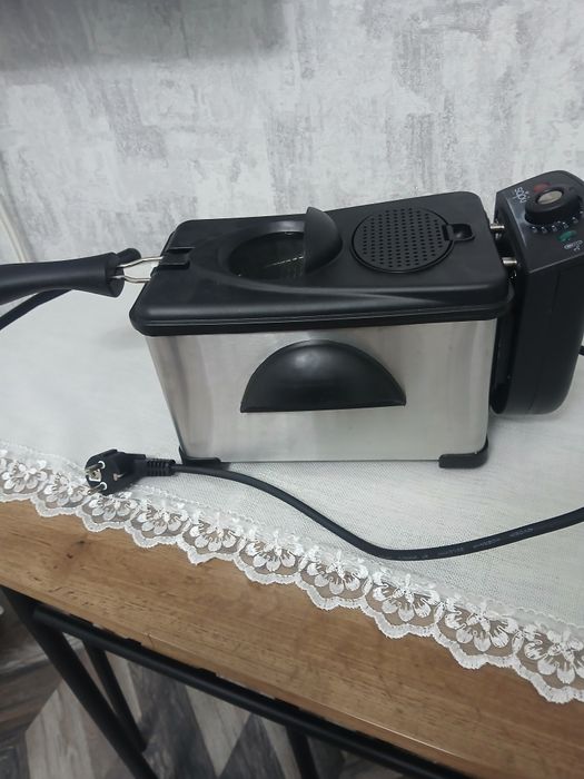 Чисто нов фритюрник