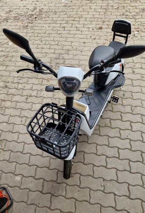 Электросамокат Slane XL84-80